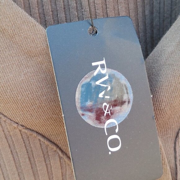 LOVELY Ribbed Long Sleeve Shirt R.W. & Co. Women's Medium BNWT Olive Gre… - Picture 6 of 9